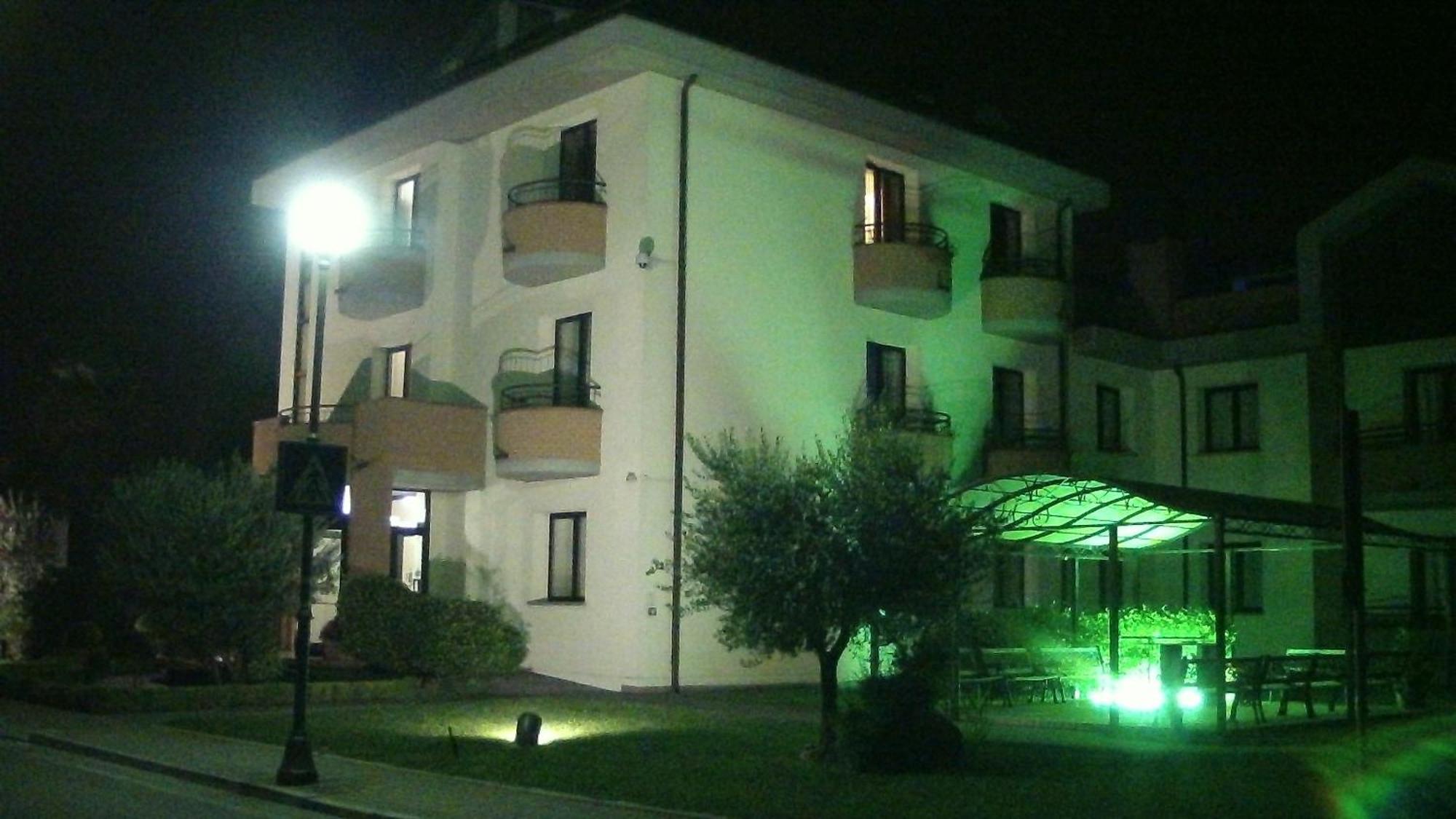 Hotel Da Vito Campagna Lupia Extérieur photo