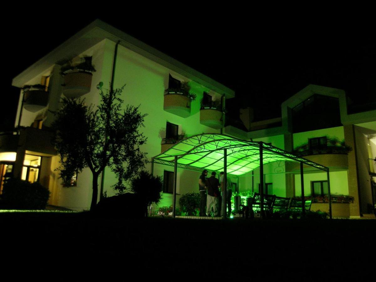 Hotel Da Vito Campagna Lupia Extérieur photo